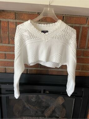 Vintage Cropped White Knit V-Neck Sweater